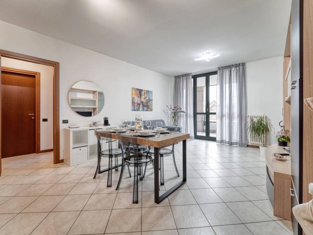 Appartamento a Como in Via Carloni, 20 - Foto 3