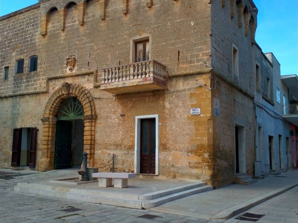 Appartamento a Torchiarolo in Piazza Castello - Foto 2