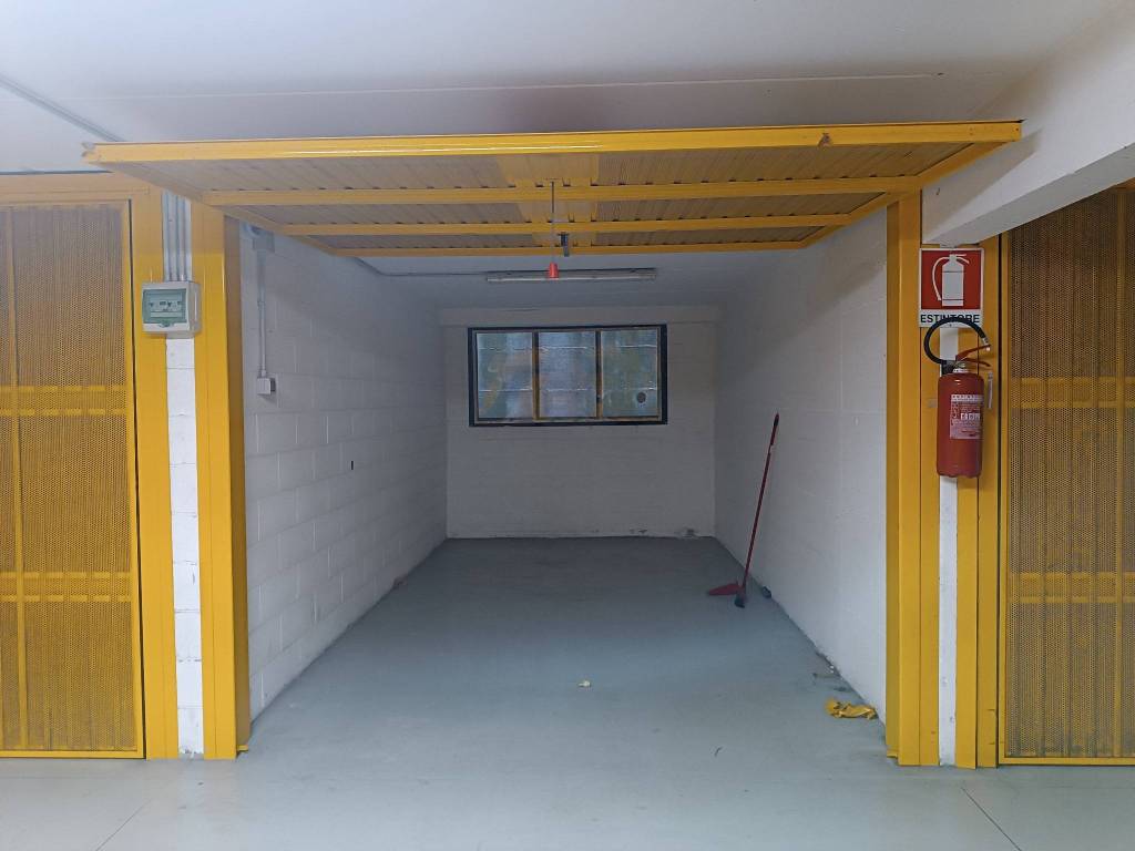 Box / garage a Genova in Via Puggia - Foto 2
