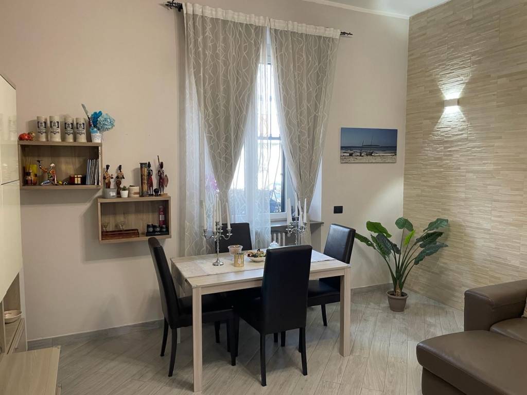 Appartamento a Novara in Viale Leonardo da Vinci - Foto 2