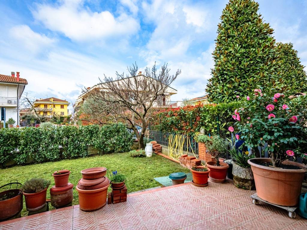 Villetta a schiera a Buggiano in Via O. Landini - Foto 2