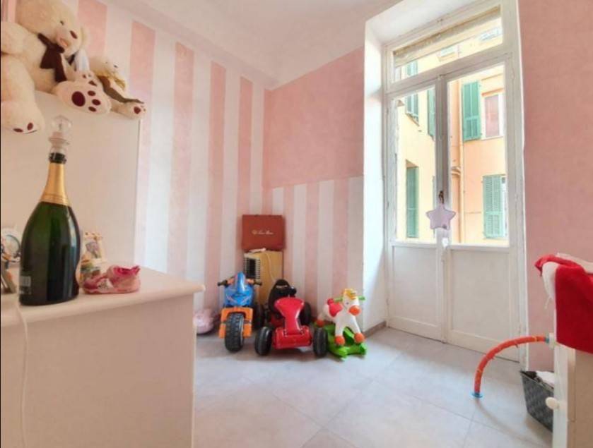 Appartamento a Ventimiglia in Via Camillo Benso di Cavour, 67 - Foto 3