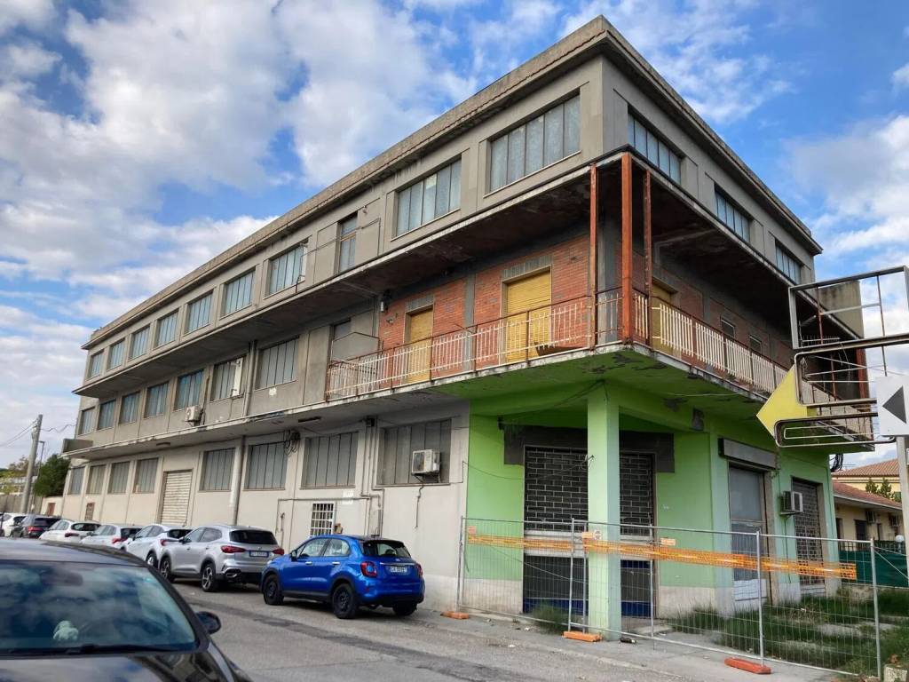 Palazzo / stabile a Pescara in Via Albegna, 2 - Foto 3