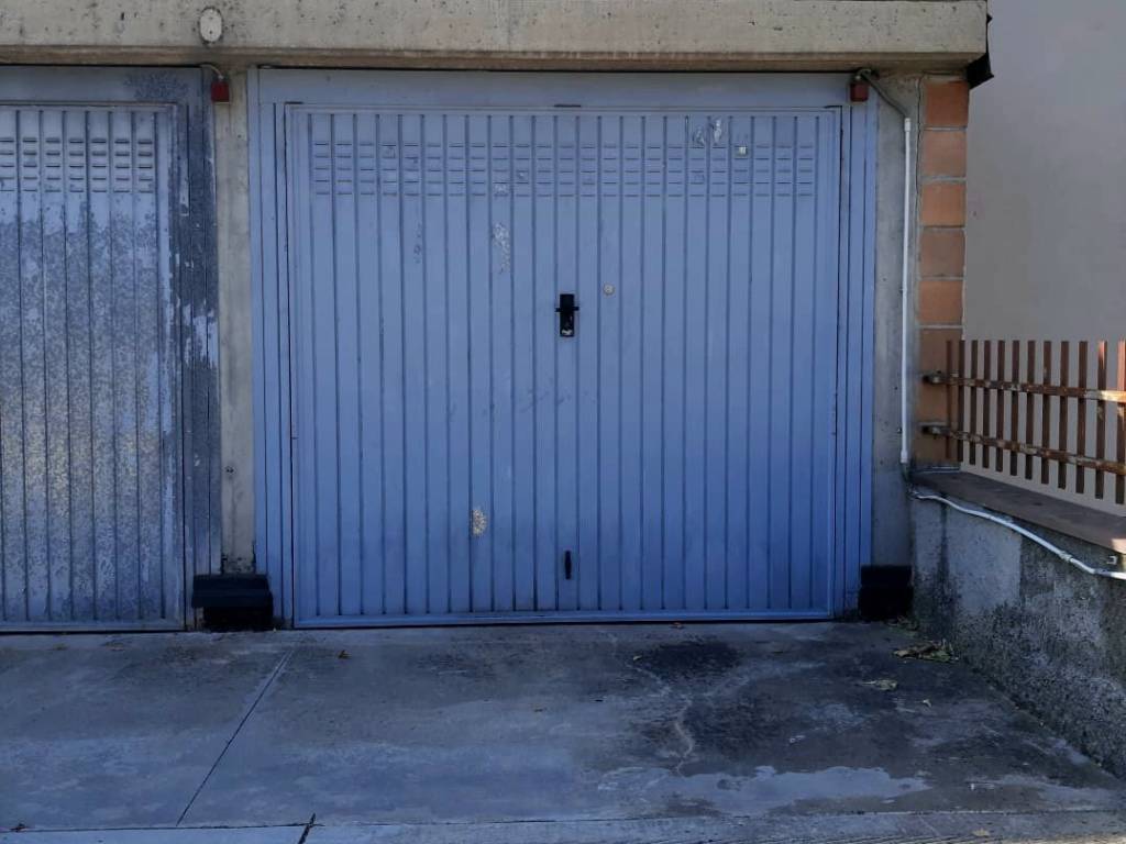 Box / garage a Corsico in Via Gaetano Donizetti - Foto 2