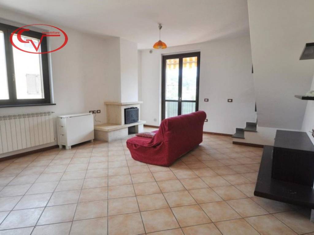 Appartamento a Montevarchi in Via Aldo Capitini - Foto 4