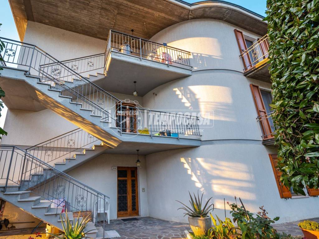 Villa a Savignano sul panaro in Via Manzoni 44 - Foto 2