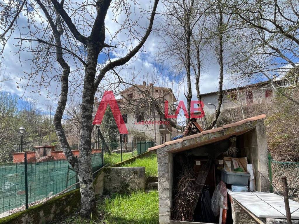 Appartamento a Fiamignano in Strada Statale Salto Cicolana - Foto 4