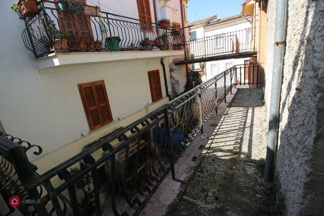 Villa a Torano nuovo in Via Vincenzo Comi 19 - Foto 5