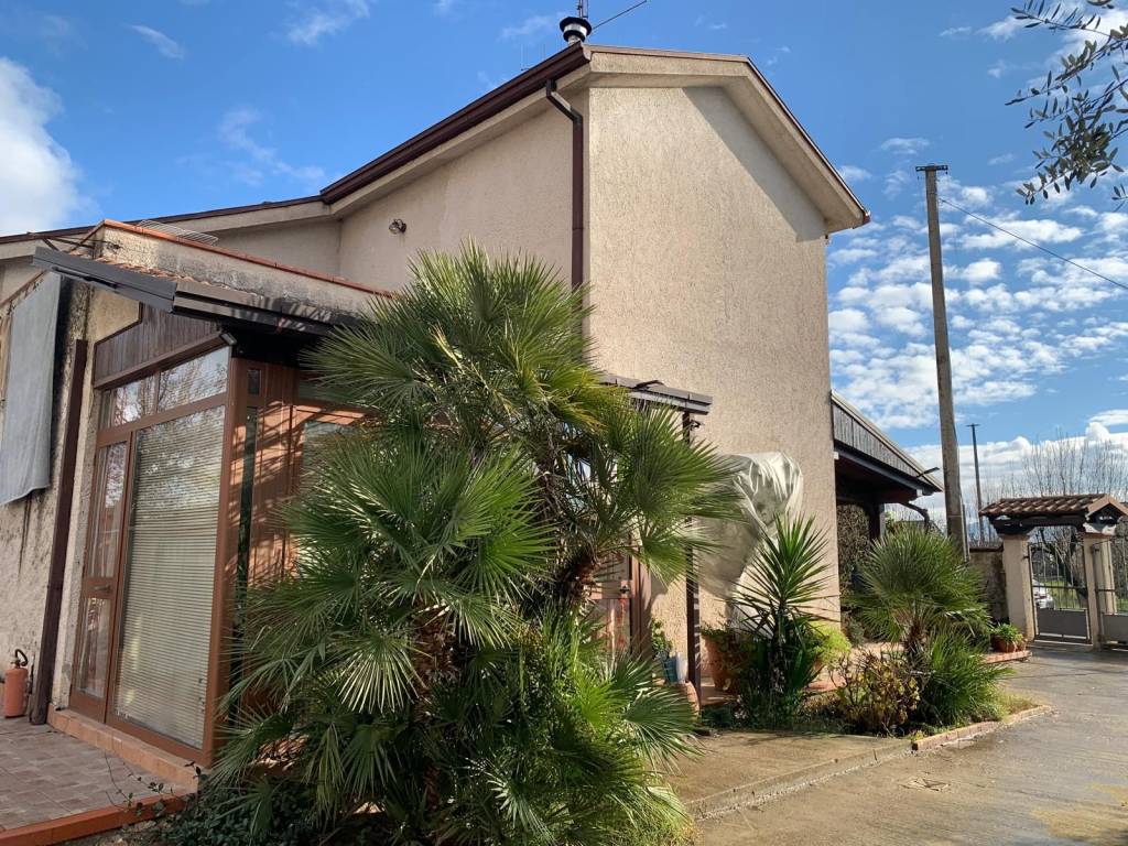 Villa a Sora in Via Cellaro - Foto 2