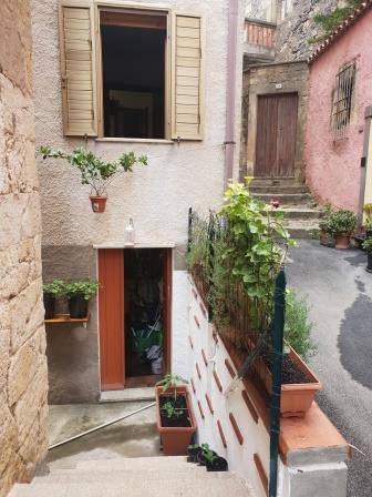 Casa indipendente a Cuglieri in Via del Portico - Foto 4