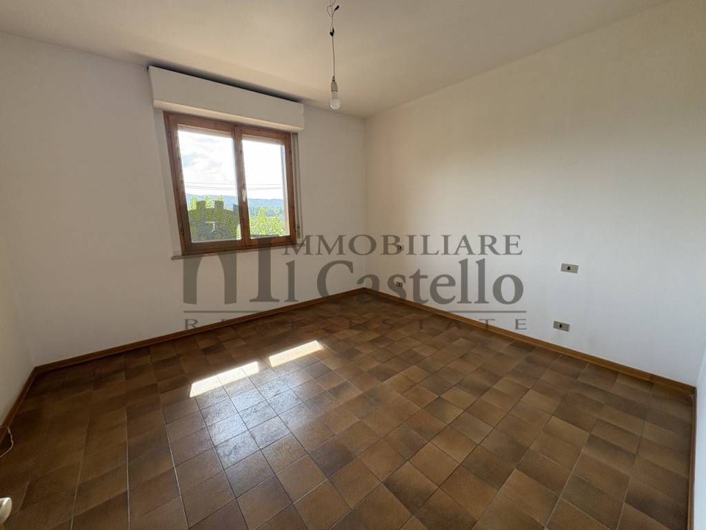 Appartamento a Cortona in Strada Regionale Umbro Casentinese Romagnola - Foto 3