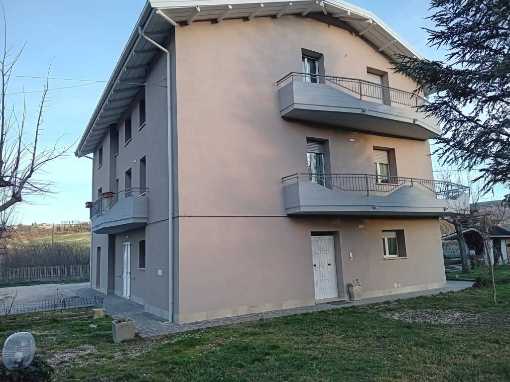 Villa a Sassoferrato in Località Piano Frass., 112 - Foto 2