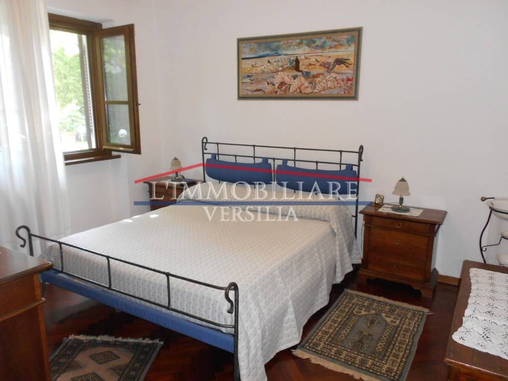 Villa a Pietrasanta in Via Unità d'Italia, 54 - Foto 5