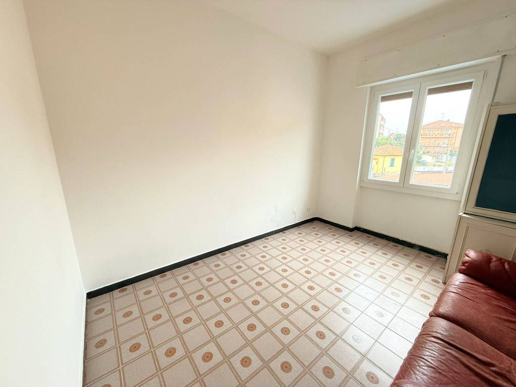 Appartamento a Imperia in Via Cesare Battisti - Foto 3