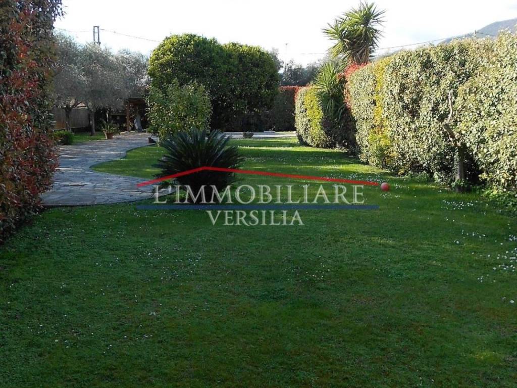 Villa a Seravezza in Via Ragazzi del ' - Foto 5