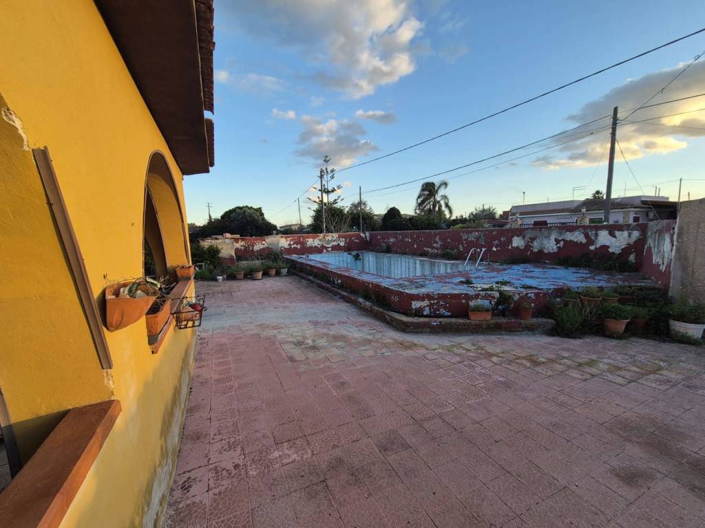 Villa a Siracusa in via giulio verne, 152 - Foto 4