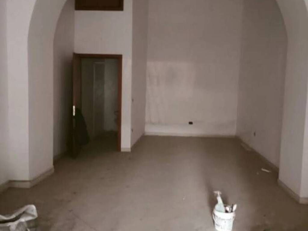 Immobile a Eboli in Via Giulio Ed Ugo Adinolfi S.N.C. - Foto 3