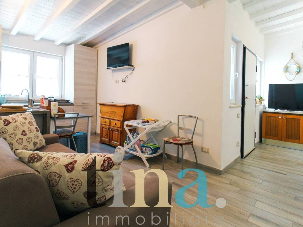 Appartamento a Cecina in Viale Galliano, 103 - Foto 2