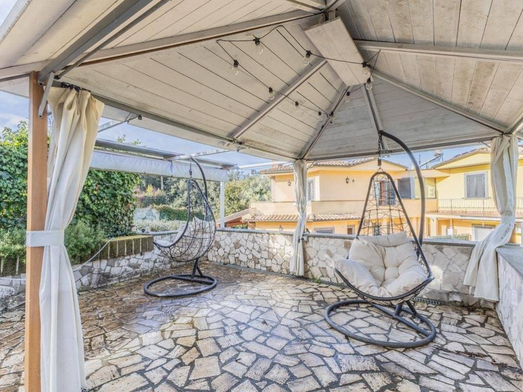 Villa a Campagnano di roma in Via Marche, 13 - Foto 3