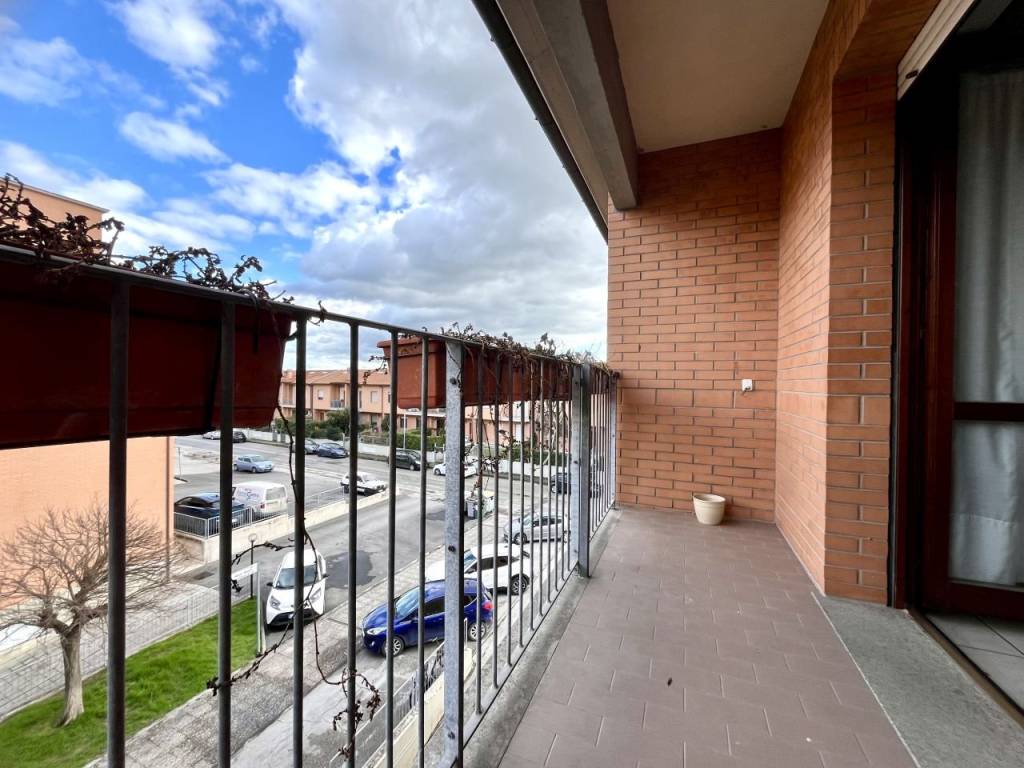 Appartamento a Jesi in Via Mario Lenti - Foto 3