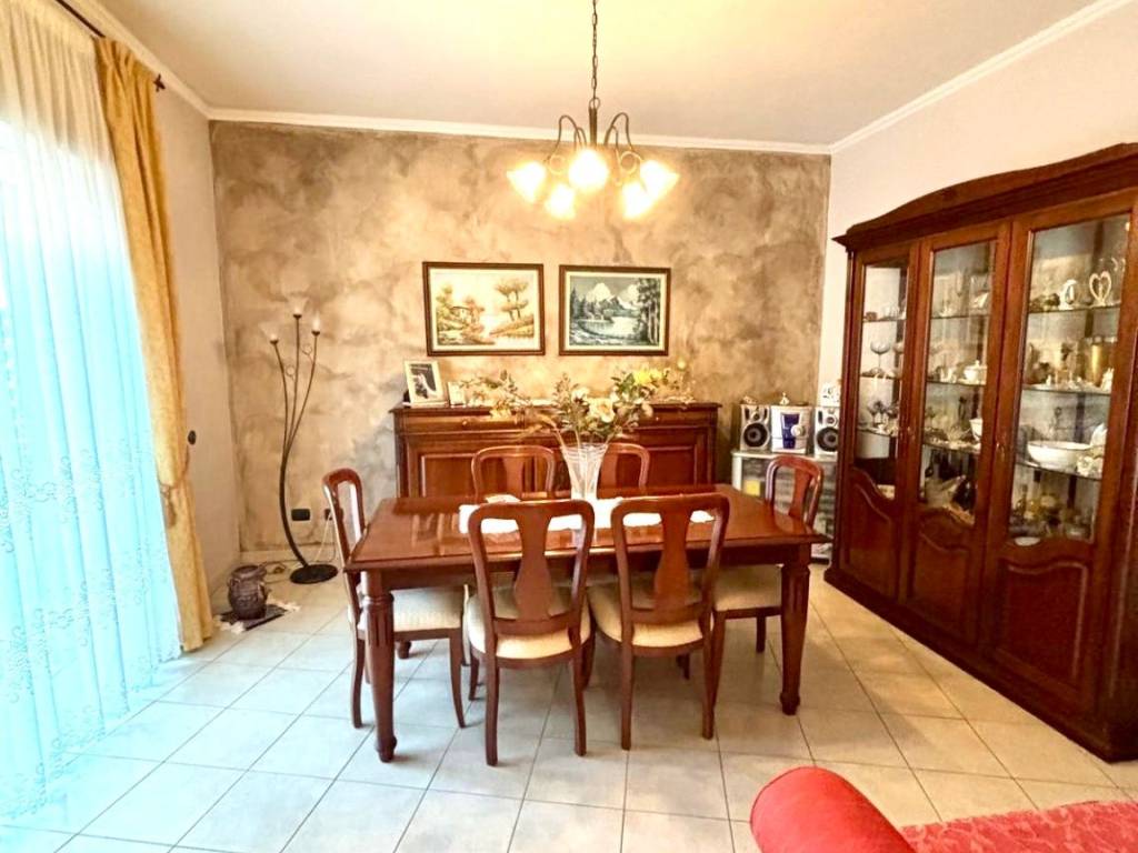 Appartamento a Santa venerina in Via Trieste - Foto 2