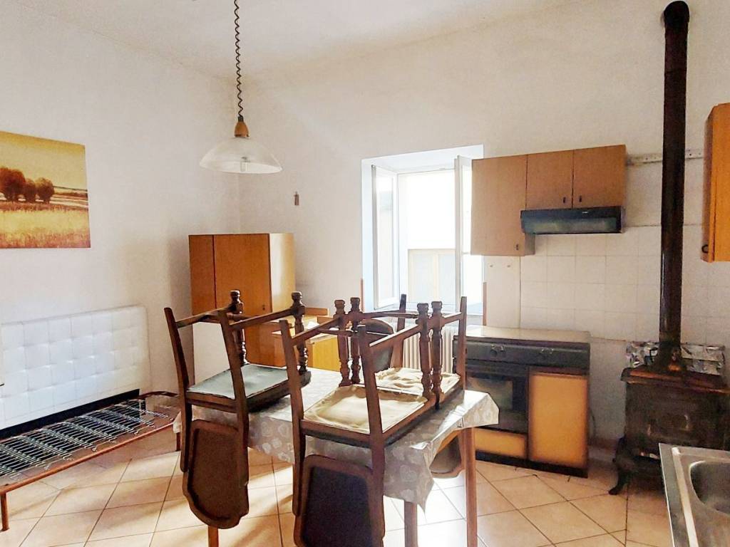 Appartamento a Isola del gran sasso d'italia in Borgo Pagliara Vecchia - Foto 2
