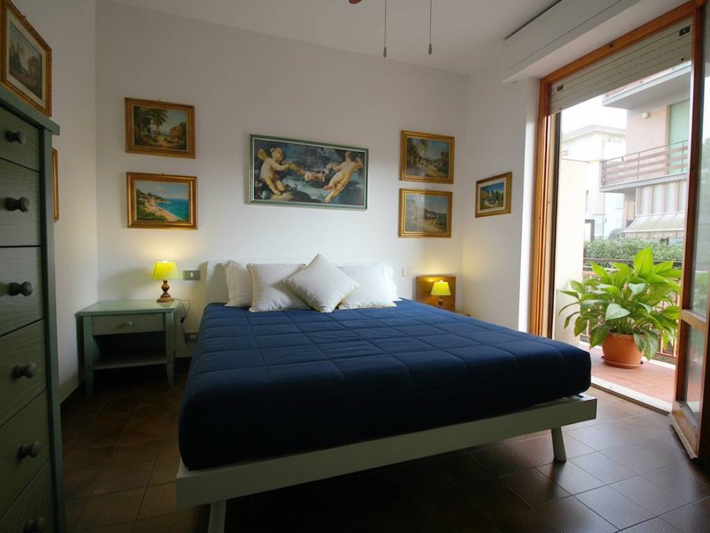 Appartamento a Castiglione della pescaia in Viale Sicilia - Foto 3