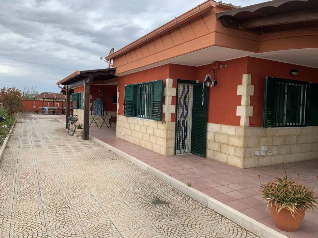 Villa a Manfredonia in Viale Azzurro, 2 - Foto 2