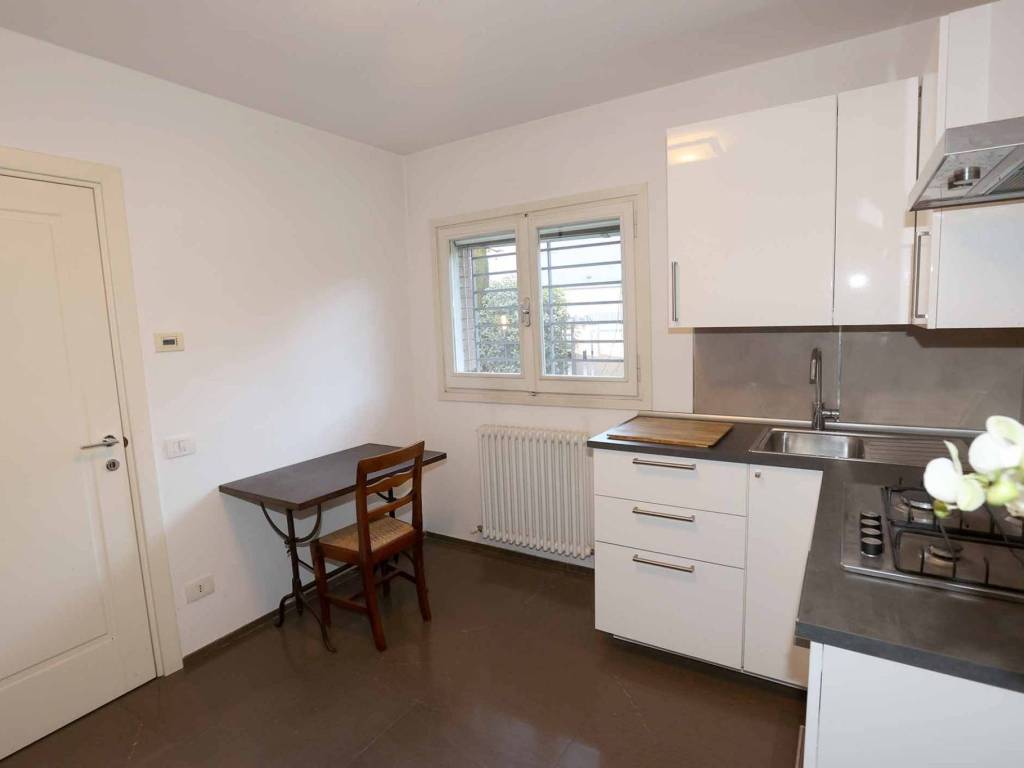 Villa a Reggio emilia in Via Giuseppe Parini, 4 - Foto 3