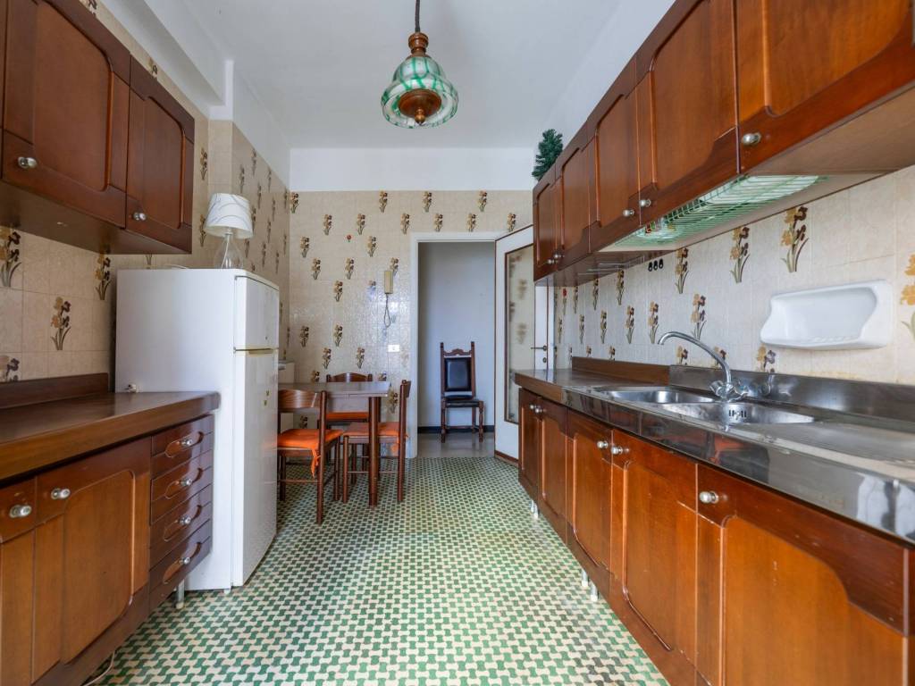 Appartamento a Genova in Via Filippo Palizzi - Foto 3