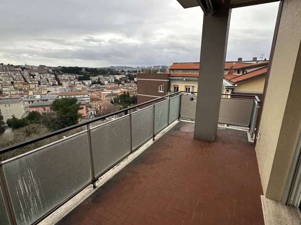 Appartamento a Ancona in Via Panoramica - Foto 5