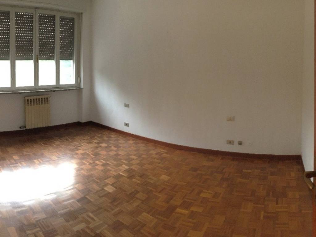 Appartamento a Novara in Via Lorenzo Bernini - Foto 3