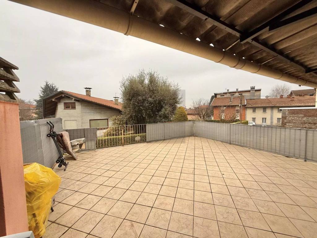 Appartamento a Biella in Via Antonio Bertola - Foto 4