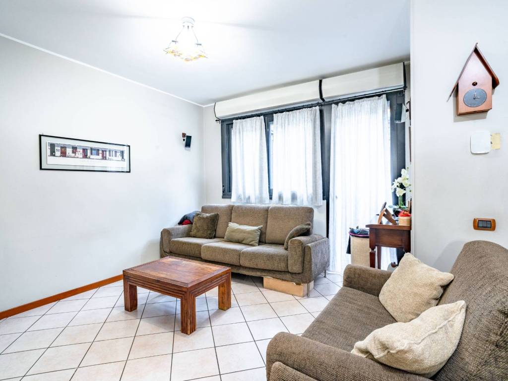 Villetta a schiera a Paderno dugnano in Via Roma, 141 - Foto 3