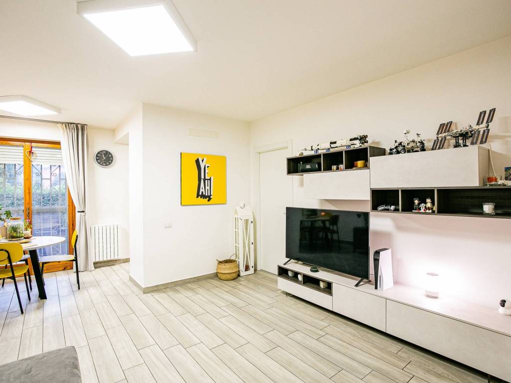 Appartamento a Cesate in Via Piave, 40 - Foto 2