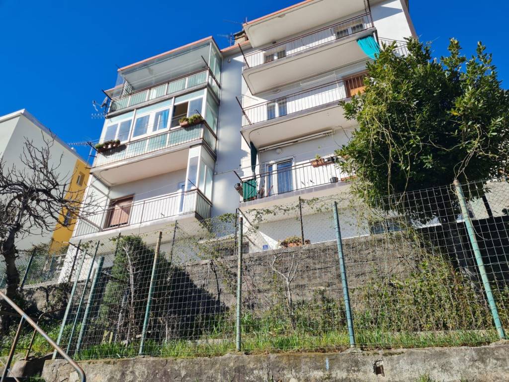 Appartamento a Trieste in Via Rosazzo, 11 - Foto 2