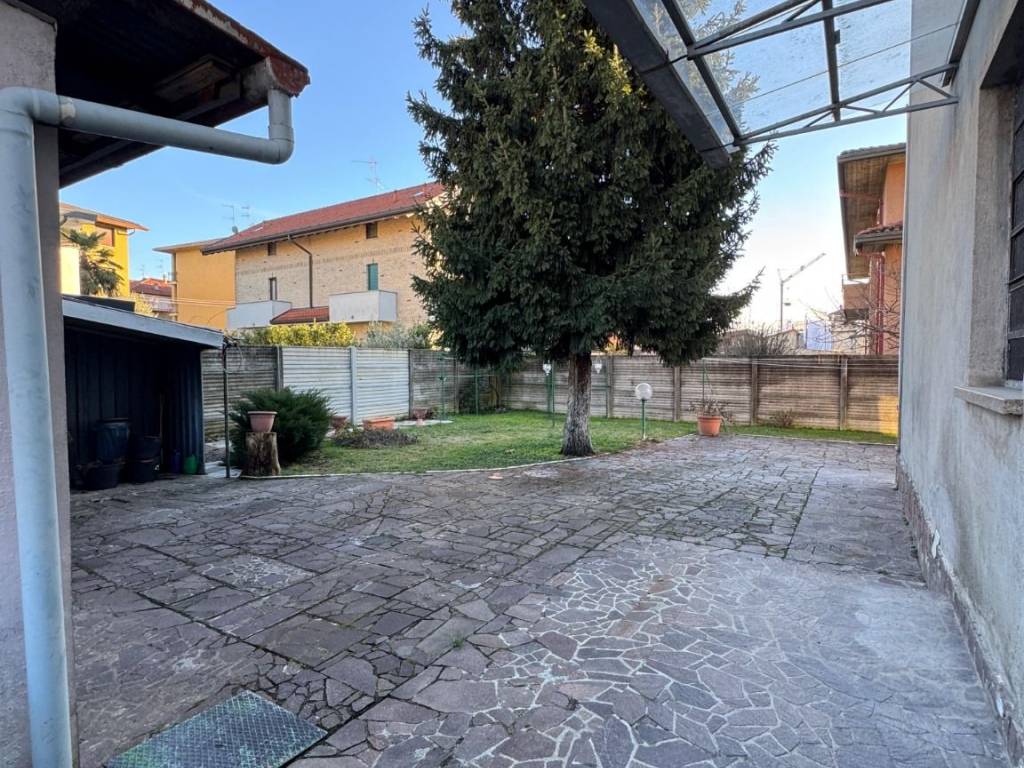Appartamento a Meda in Via Volturno, 13 - Foto 4