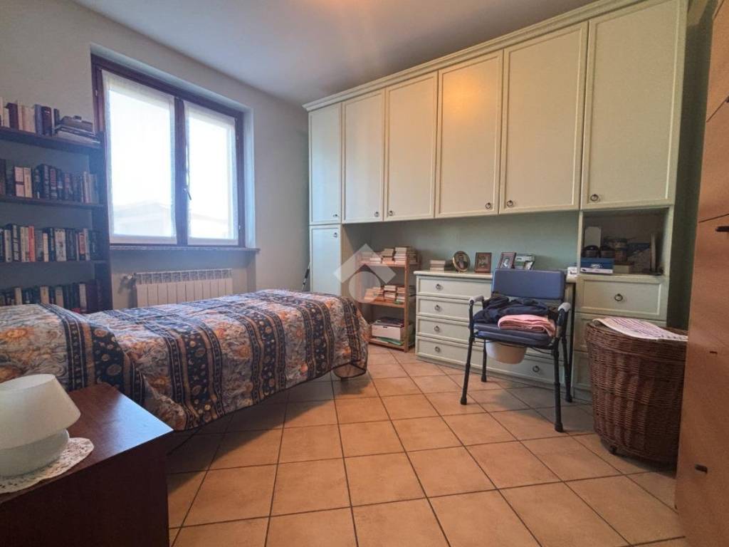 Appartamento a Varallo pombia in Via don bosco, 27 - Foto 4