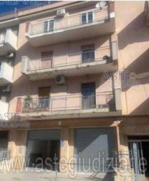 Appartamento a Noicattaro in Via Ippolito Nievo, 3 - Foto 2