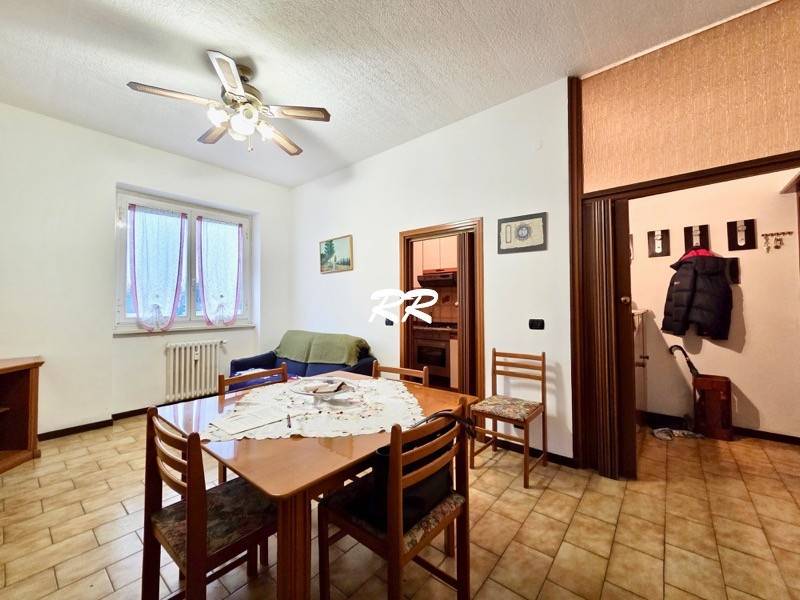 Appartamento a Bollate in Via Madonna Fametta, 39 - Foto 2