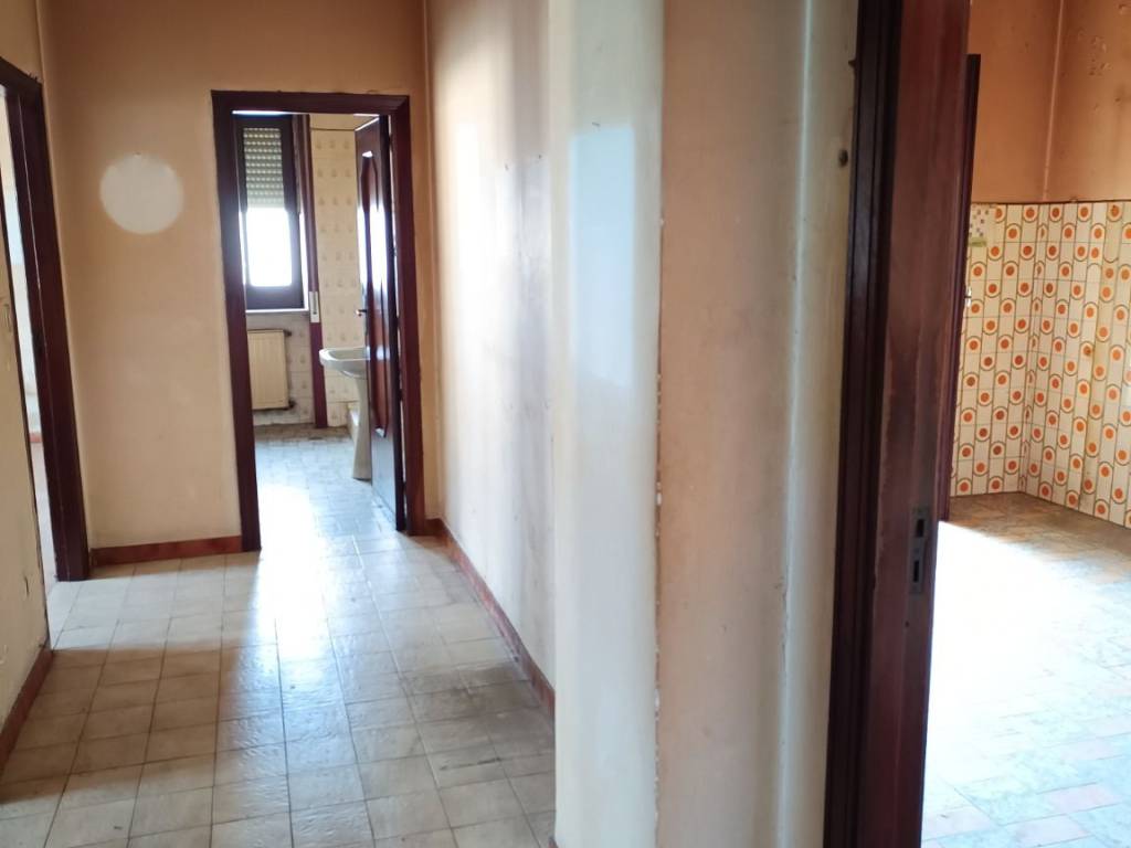 Appartamento a Aversa in Via Fratelli Cervi - Foto 4