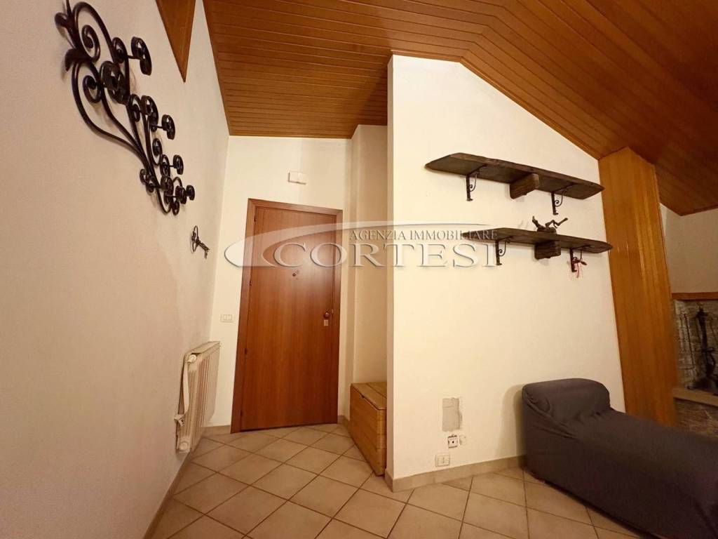 Appartamento a Trecastelli in Via Croce, 1 - Foto 2