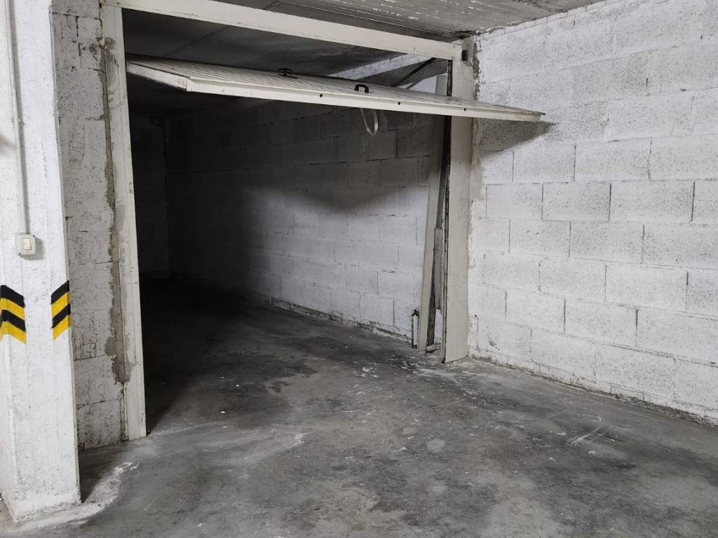 Box / garage a Latina - Foto 5