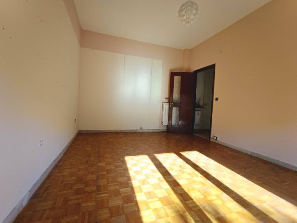 Appartamento a Savona in Corso Tardy e Benech - Foto 3