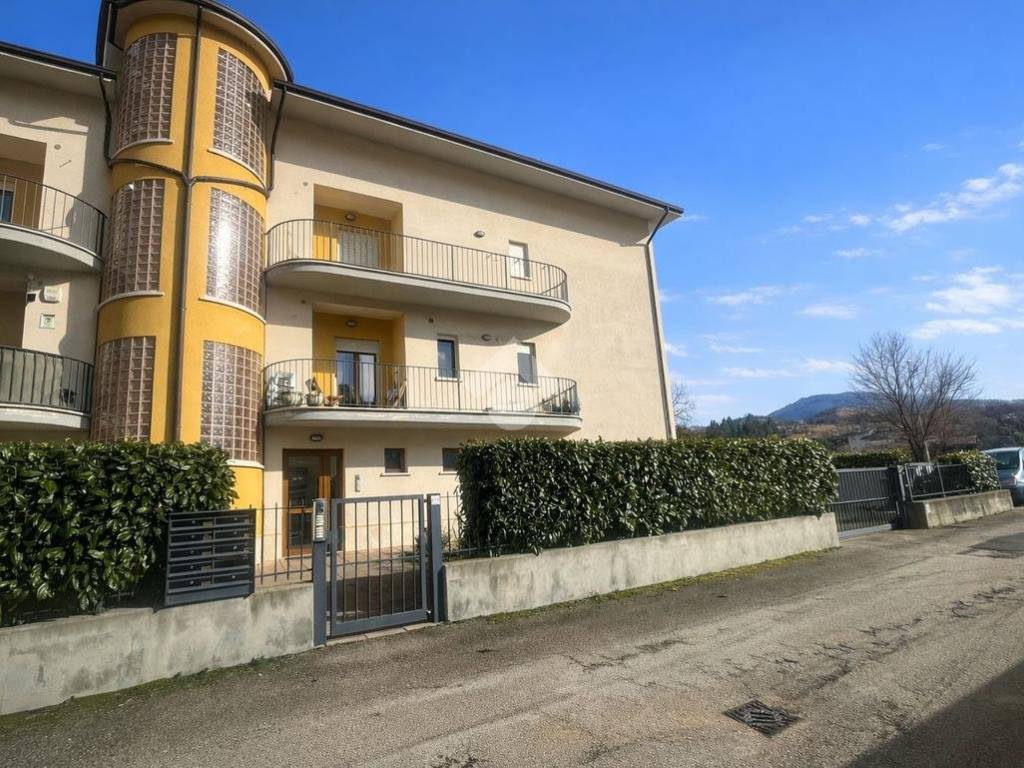 Appartamento a L'aquila in Via L'Aquila-Sassa - Foto 2