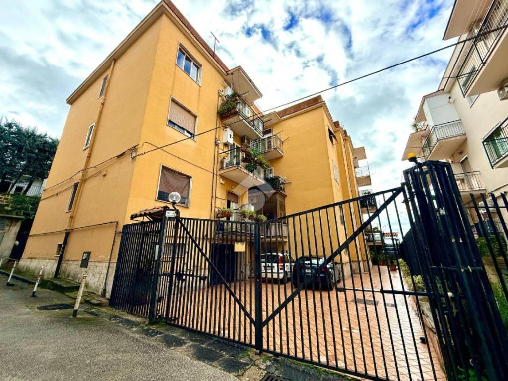 Appartamento a Pozzuoli in Via solfatara, 101 - Foto 3