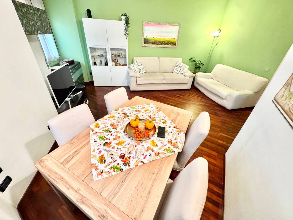 Appartamento a Corsico in Via Sant'Adele, 39 - Foto 2