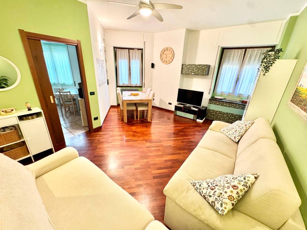 Appartamento a Corsico in Via Sant'Adele, 39 - Foto 5