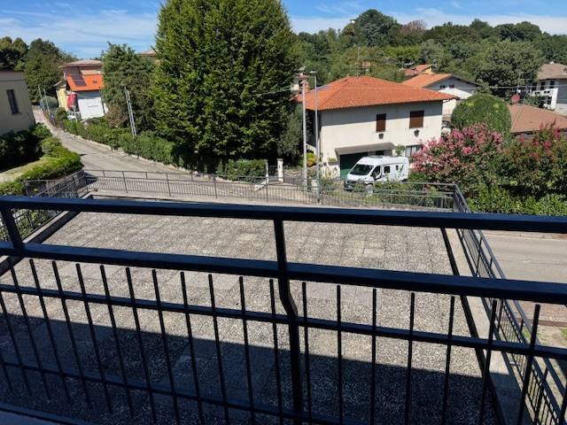 Villa a Grandate in Via Felice Pusterla, 44 - Foto 2