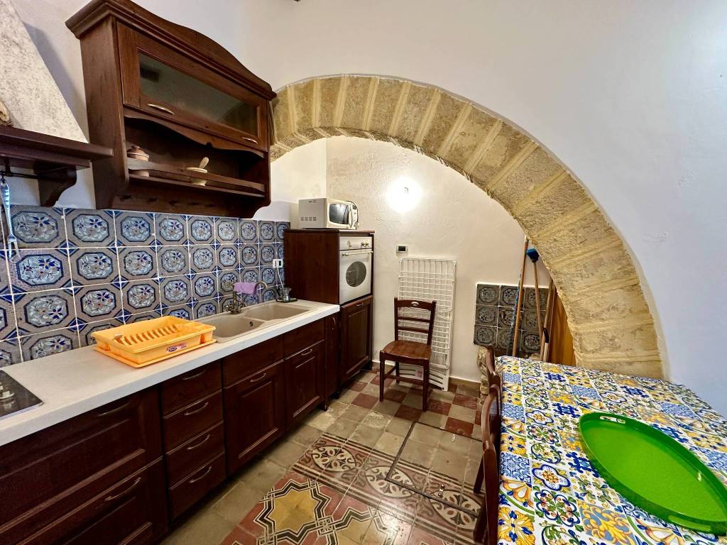 Casa indipendente a Castellammare del golfo in Via Giuseppe Giusti, 11 - Foto 4